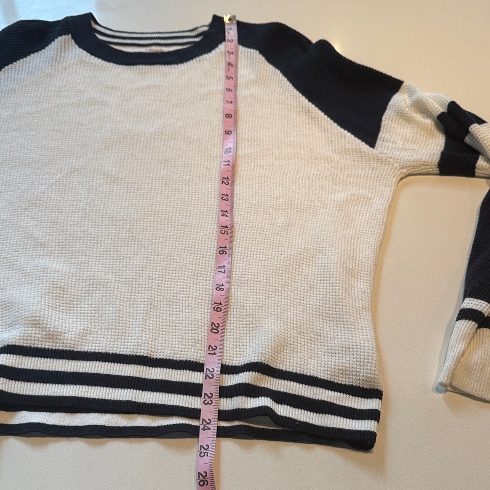 Faherty Throwback Waffle Crew Neck Sweater, Striped, Cotton Cashmere, Size L - Picture 11 of 11